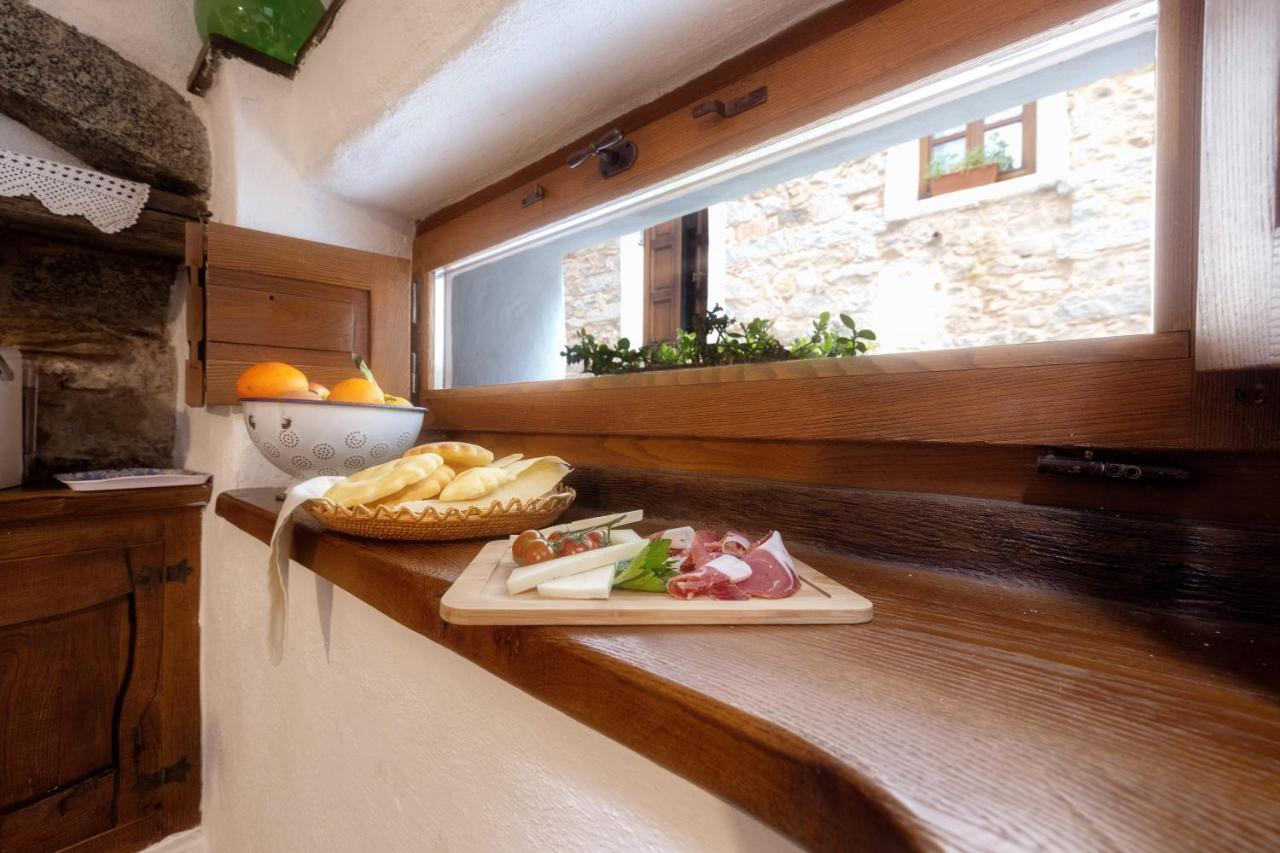 Casa Masini Bed and Breakfast Fonni Eksteriør billede