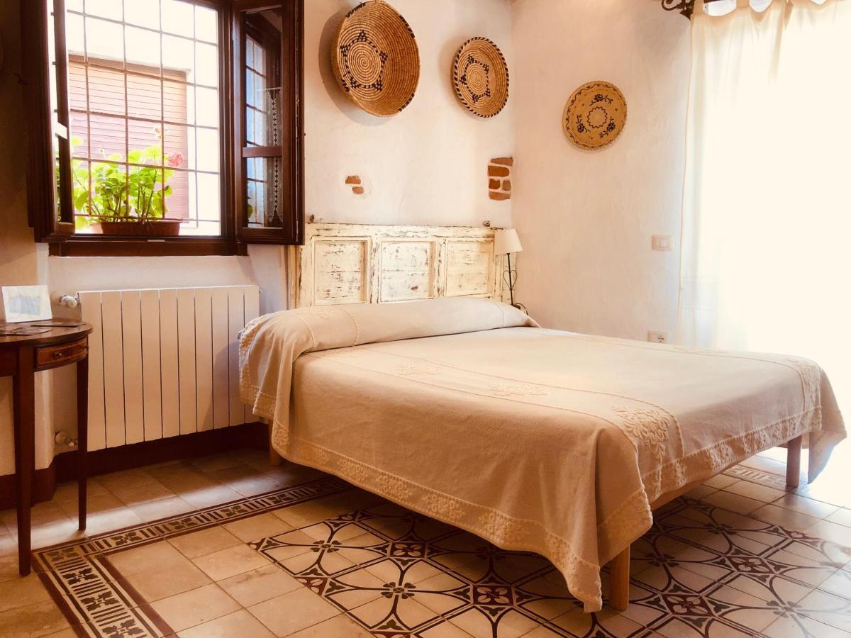Casa Masini Bed and Breakfast Fonni Eksteriør billede